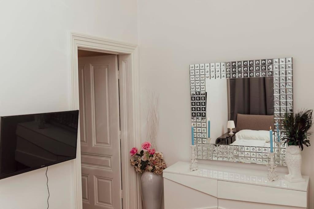 וינה Modern Stylish Comfortable 2 Bedroom Apartment מראה חיצוני תמונה